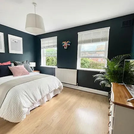 *New* Beautiful 2 Bedroom House In Central Location London Exterior photo